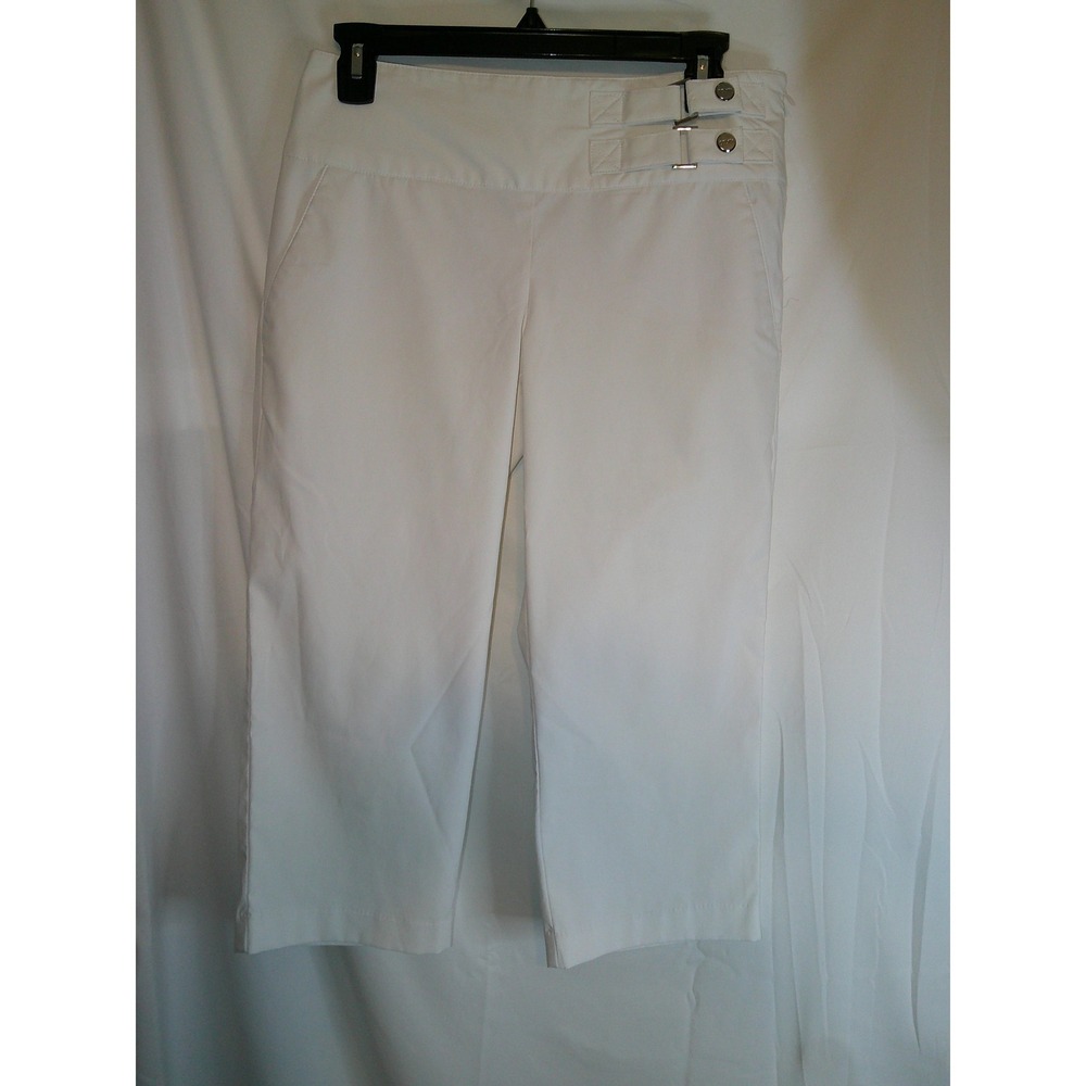 IZOD White Cropped Golf Pants Women's Size‎ 2 Buckle Detail